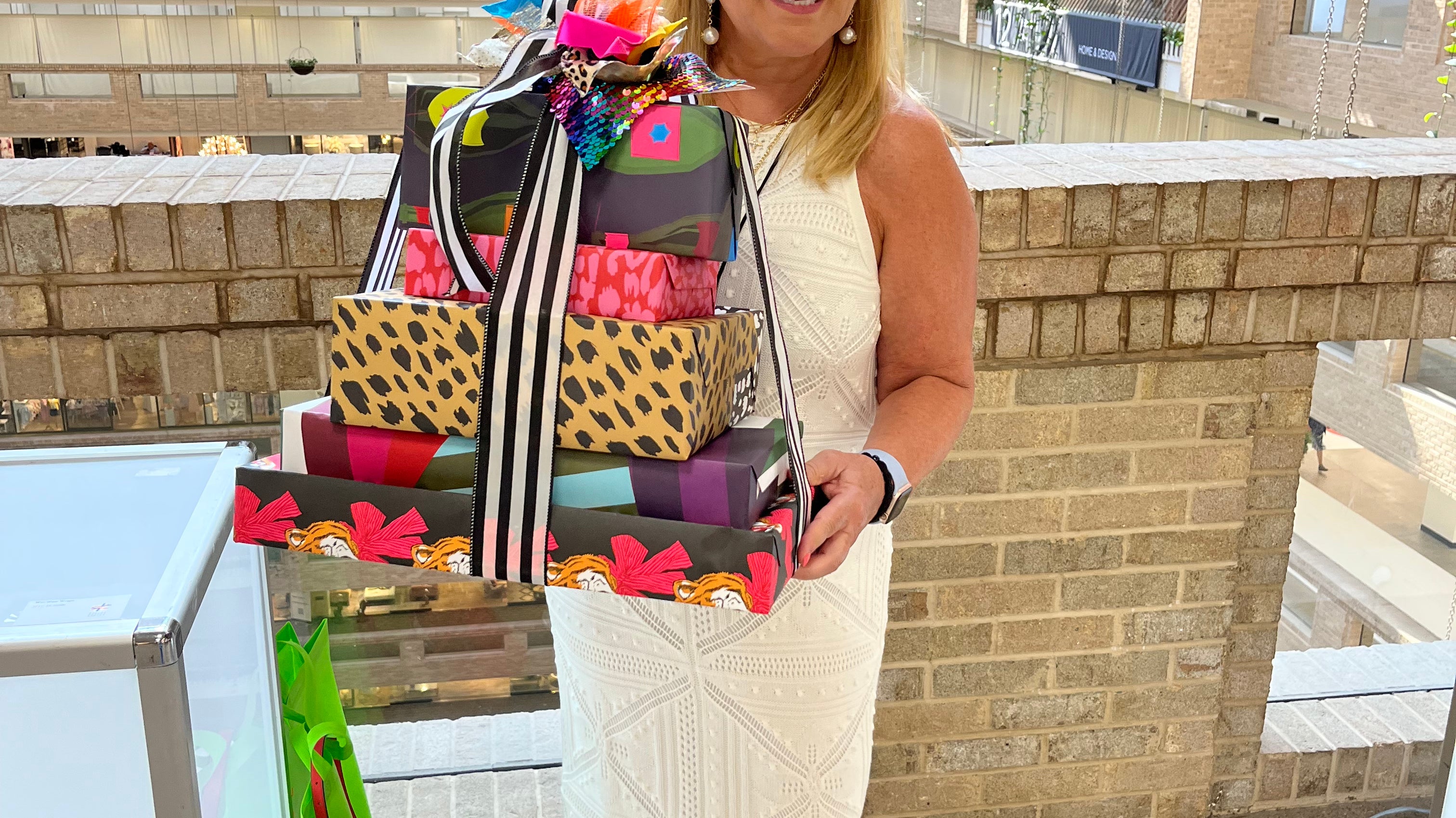 Cute Gift Ideas for Girlfriends that Mean the Most to You